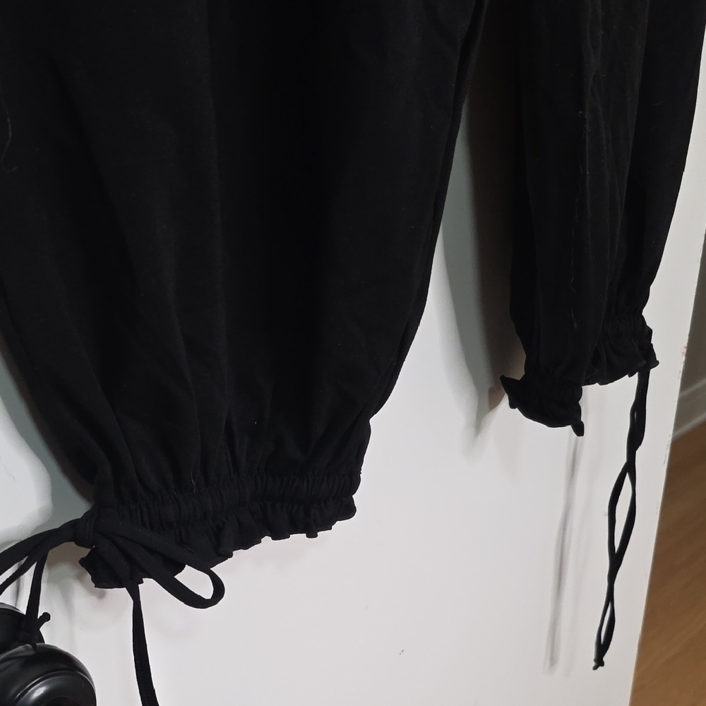 Womens Pants - Picture 2 of 5